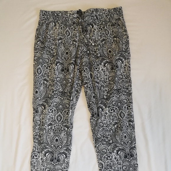 Black and white Print Pants - Picture 1 of 3